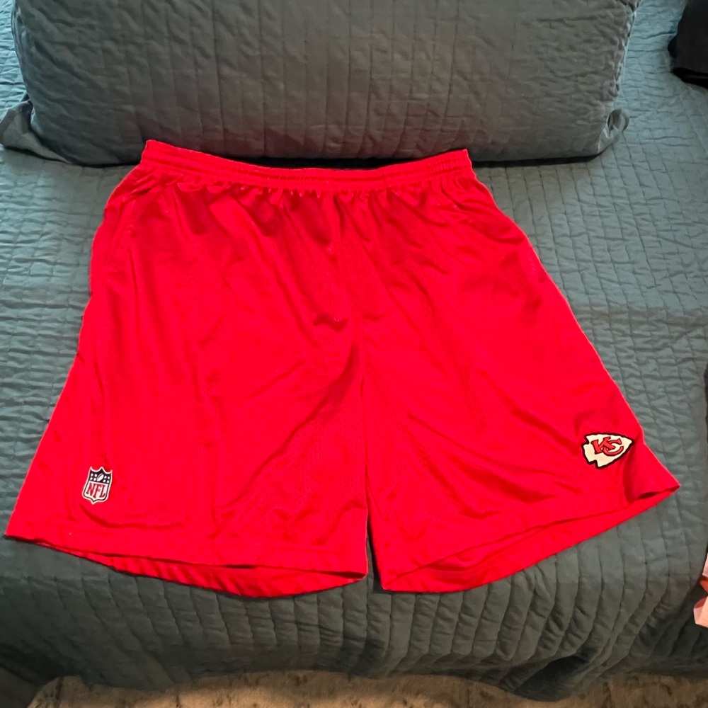 Men’s Kansas City Chiefs shorts.